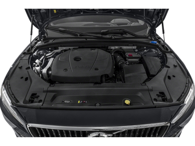 2022 Volvo V90 Cross Country B6