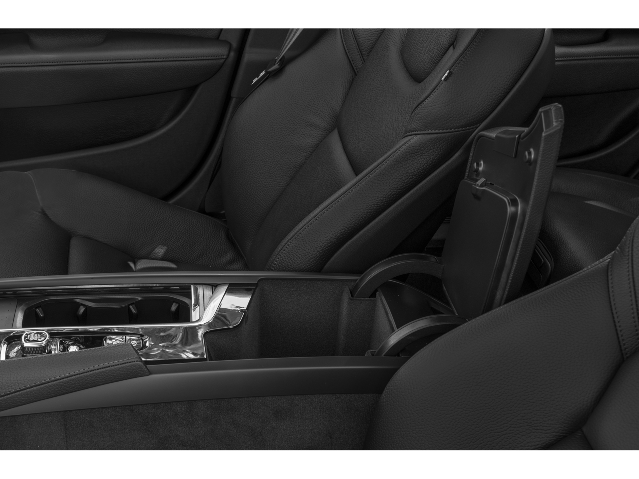 2022 Volvo V90 Cross Country B6