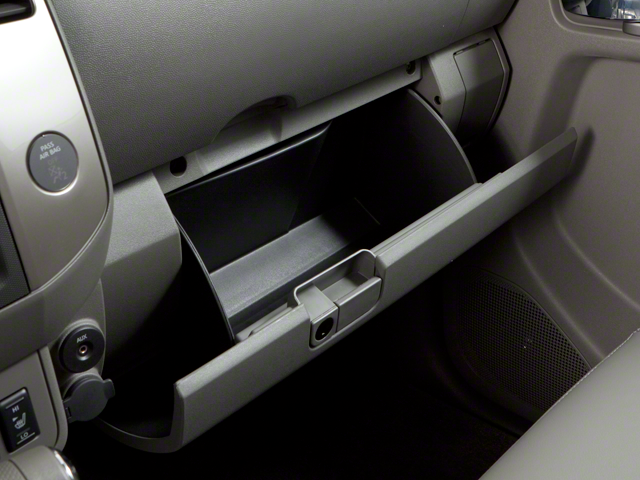 2010 Nissan Frontier LE