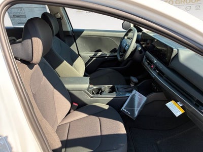 2027 Kia K4 LXS
