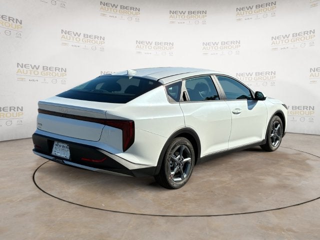 2027 Kia K4 LXS