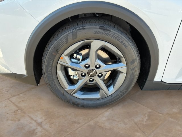 2027 Kia K4 LXS