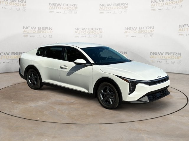 2027 Kia K4 LXS