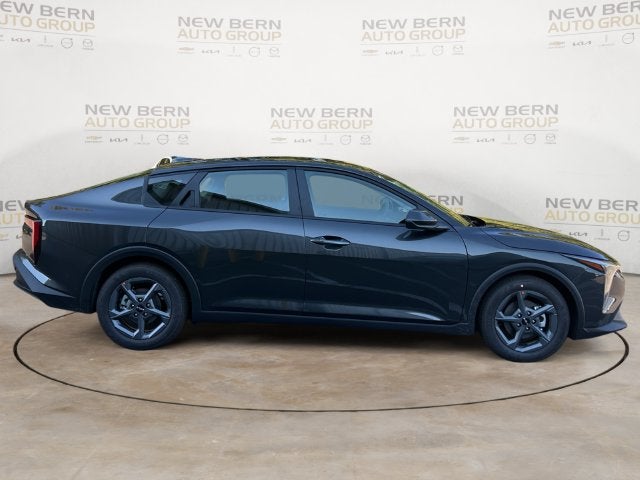 2027 Kia K4 LXS