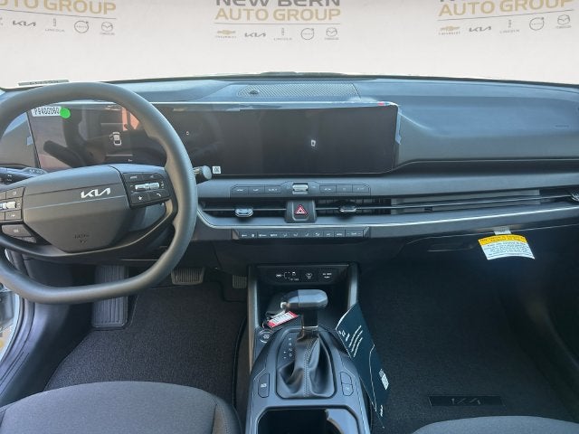 2027 Kia K4 LXS