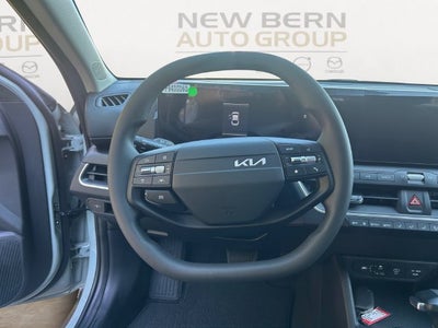 2027 Kia K4 LXS