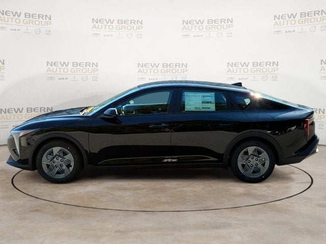 2027 Kia K4 LX