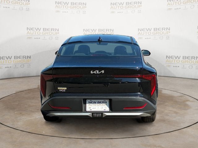 2027 Kia K4 LX