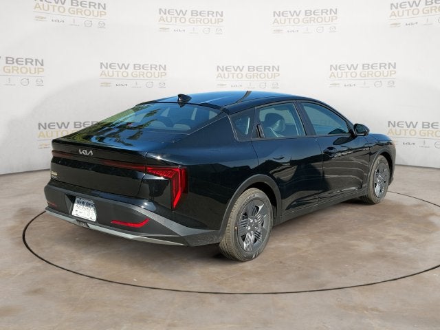 2027 Kia K4 LX