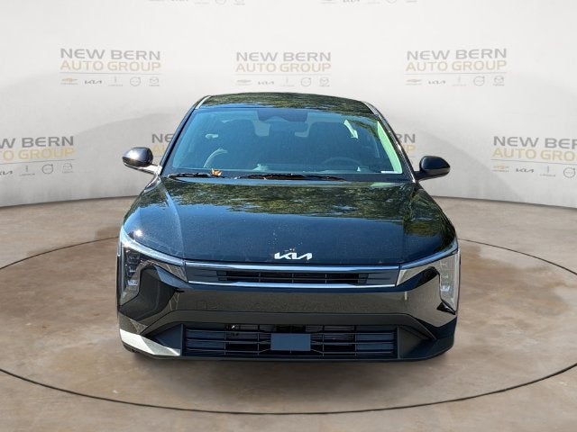 2027 Kia K4 LX