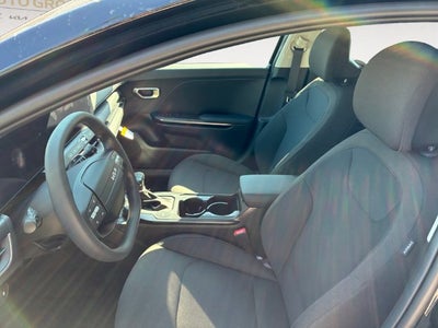 2027 Kia K4 LX