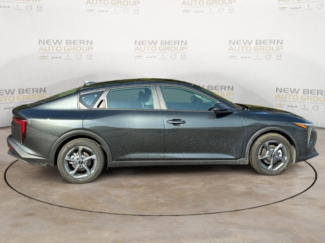 2027 Kia K4 LXS
