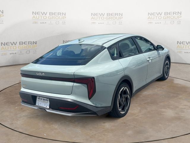 2026 Kia K4 EX