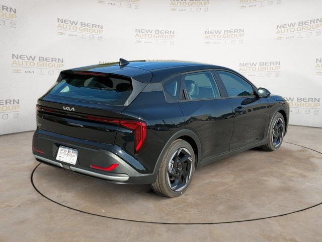 2027 Kia K4 EX