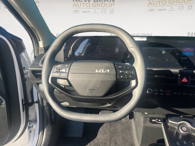 2025 Kia EV6 Light