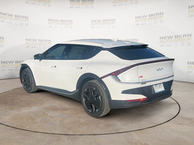 2025 Kia EV6 Light