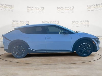 2025 Kia EV6 Light