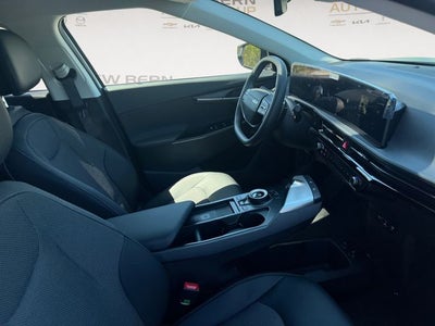 2025 Kia EV6 Light