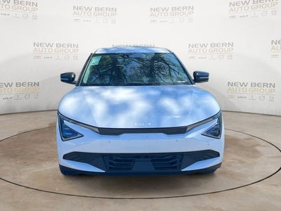 2025 Kia EV6 Light