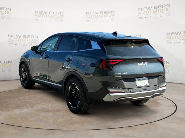 2027 Kia Sportage EX