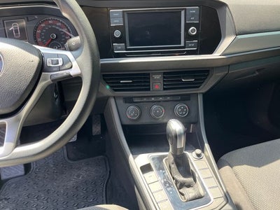 2019 Volkswagen Jetta Base