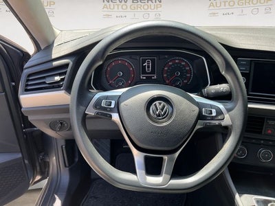 2019 Volkswagen Jetta Base