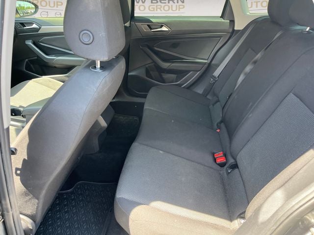 2019 Volkswagen Jetta Base