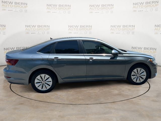 2019 Volkswagen Jetta Base