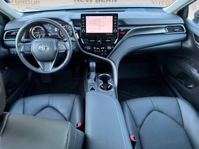 2022 Toyota Camry Hybrid XSE