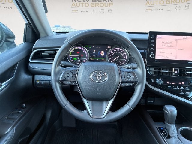 2022 Toyota Camry Hybrid XSE