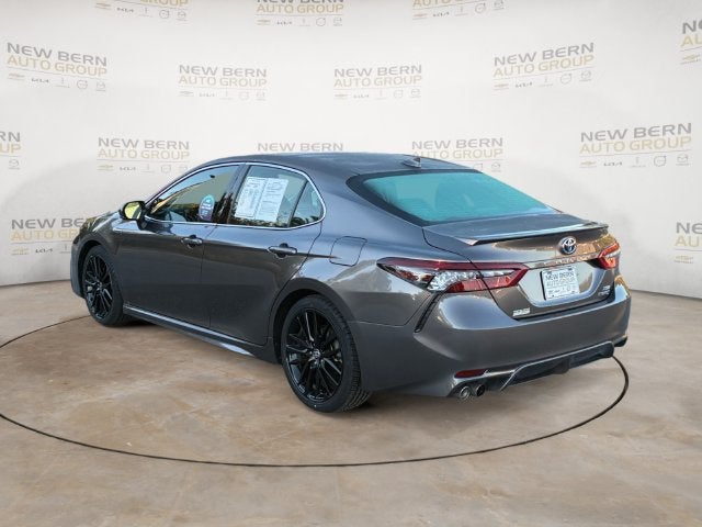 2022 Toyota Camry Hybrid XSE