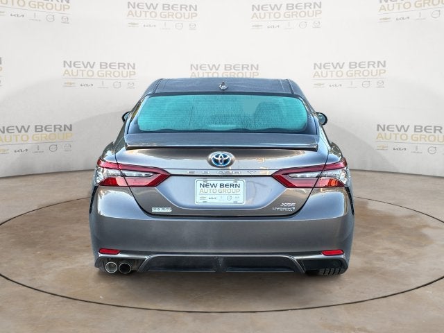 2022 Toyota Camry Hybrid XSE