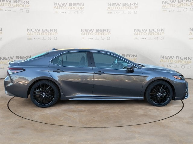 2022 Toyota Camry Hybrid XSE