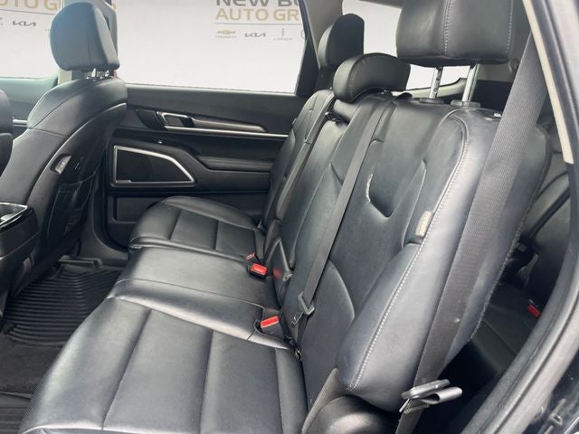 2023 Kia Telluride LX