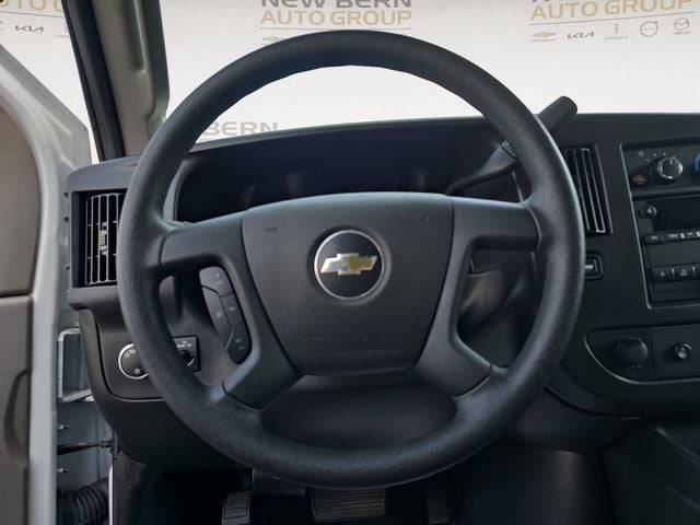 2025 Chevrolet Express 2500 Work Van Cargo