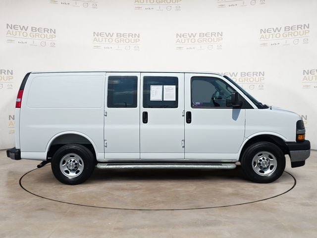 2025 Chevrolet Express 2500 Work Van Cargo