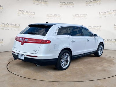 2019 Lincoln MKT Standard