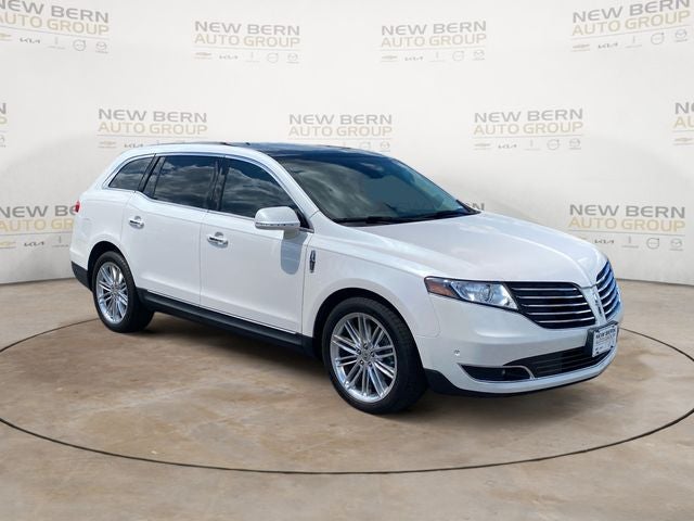 2019 Lincoln MKT Standard