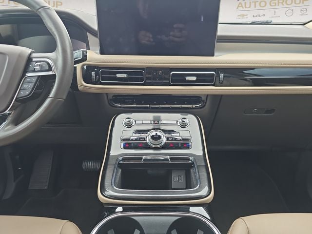 2022 Lincoln Nautilus Standard