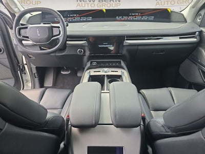 2026 Lincoln Navigator L Reserve