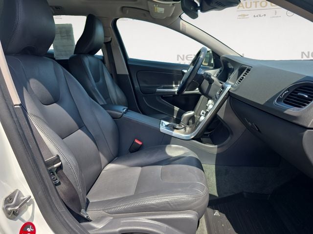 2016 Volvo V60 T5 Premier