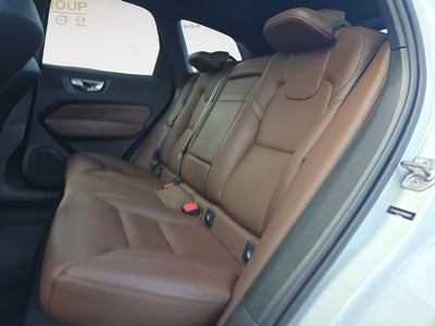 2021 Volvo XC60 T5 Momentum