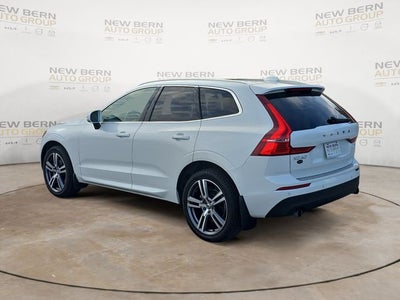 2021 Volvo XC60 T5 Momentum