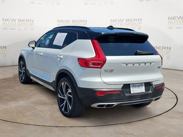 2020 Volvo XC40 R-Design