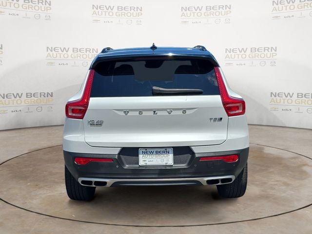 2020 Volvo XC40 R-Design