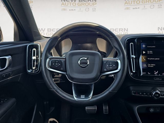 2020 Volvo XC40 R-Design