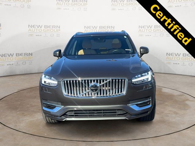 2022 Volvo XC90 Recharge Plug-In Hybrid T8 Inscription 7 Passenger