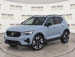 2025 Volvo XC40 B5 Ultra Dark Theme