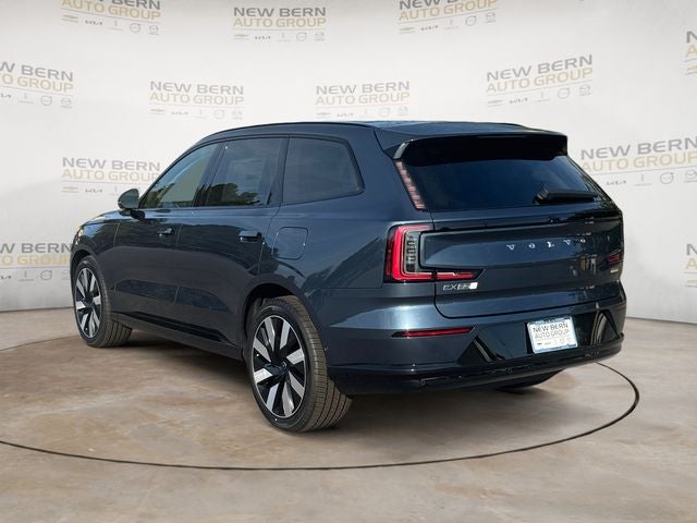 2025 Volvo EX90 Twin Motor Performance Ultra 7-Seater