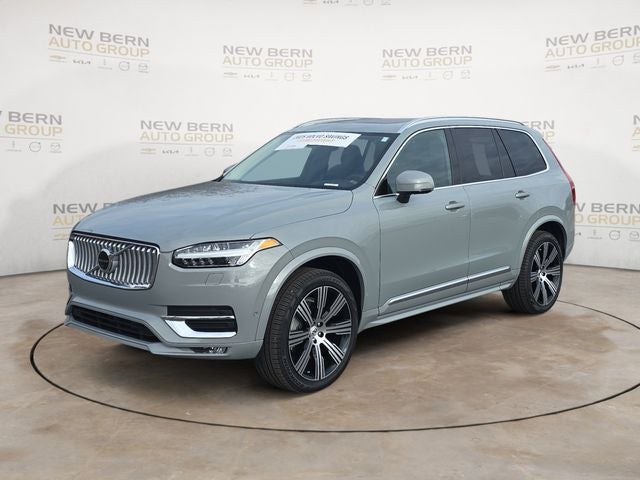2025 Volvo XC90 B6 Plus 7-Seater